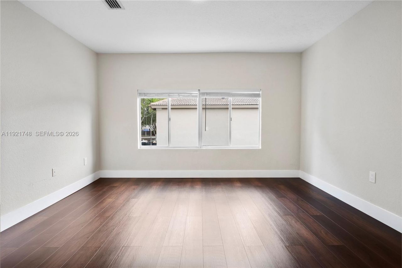 7257 NW 113th Pl, Doral, FL 33178 Photo