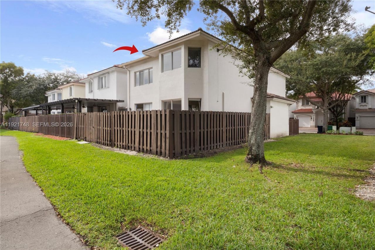 7257 NW 113th Pl, Doral, FL 33178 Photo