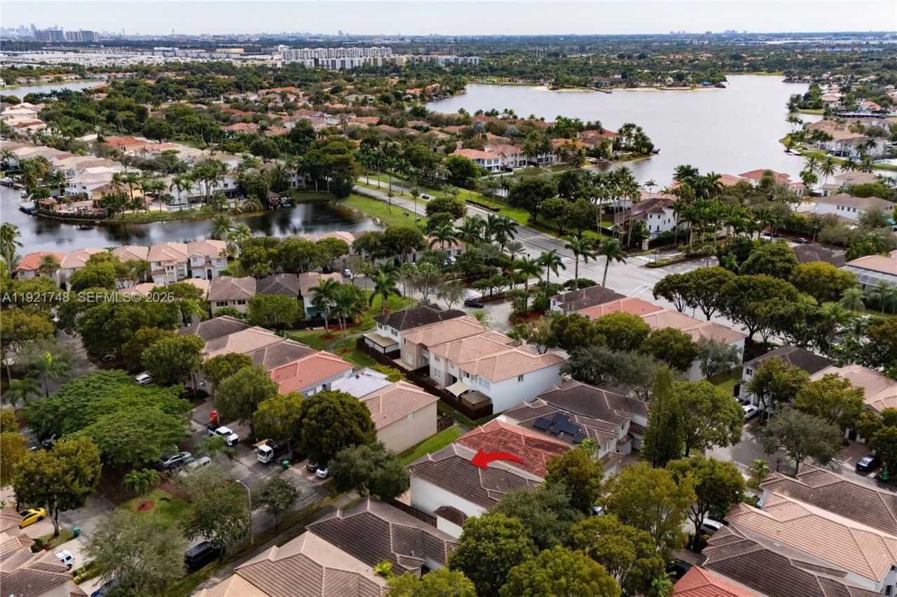 7257 NW 113th Pl, Doral, FL 33178 Photo