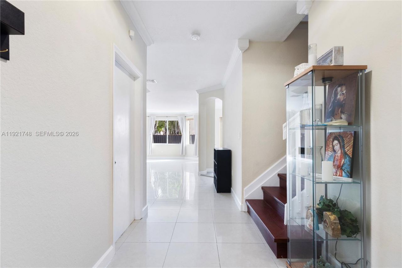 7257 NW 113th Pl, Doral, FL 33178 Photo