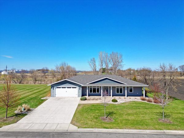 951 Cedar Avenue E, Hector, MN 55342