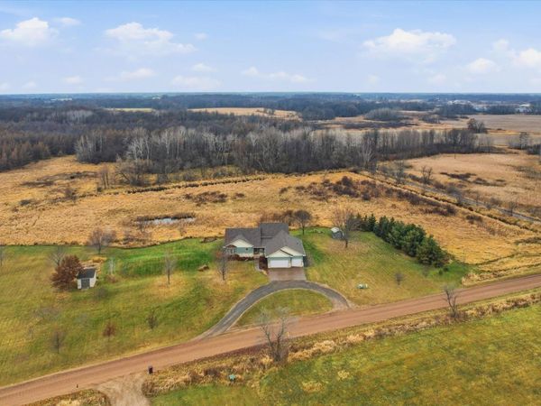 30190 Quandam Lane, Center City, MN 55012