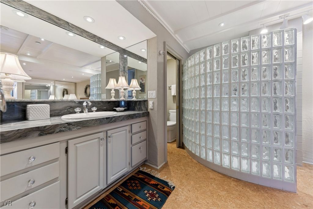 455 Lakeshore Boulevard, Unit 2B, Incline Village, NV 96451 Photo