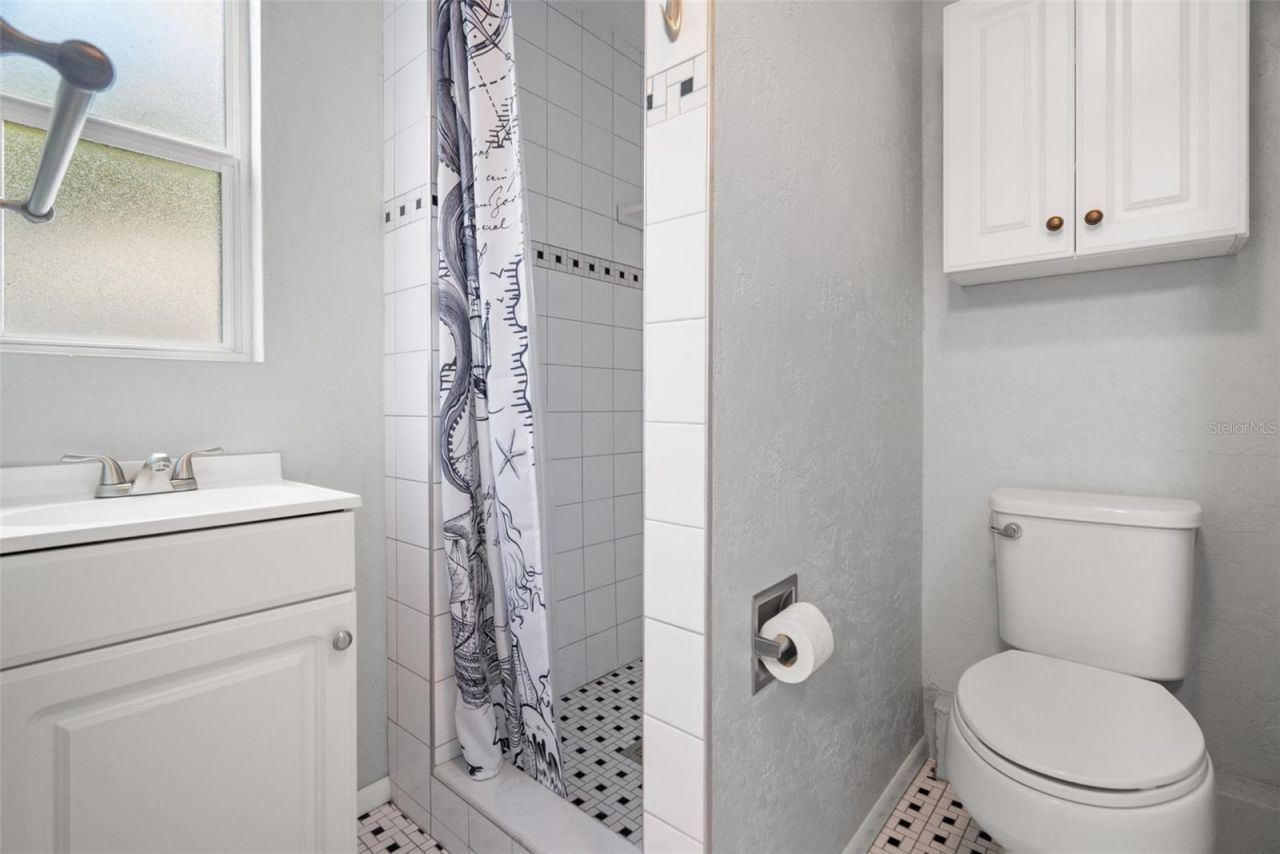 5555 13th Street N, Saint Petersburg, FL 33703 Photo