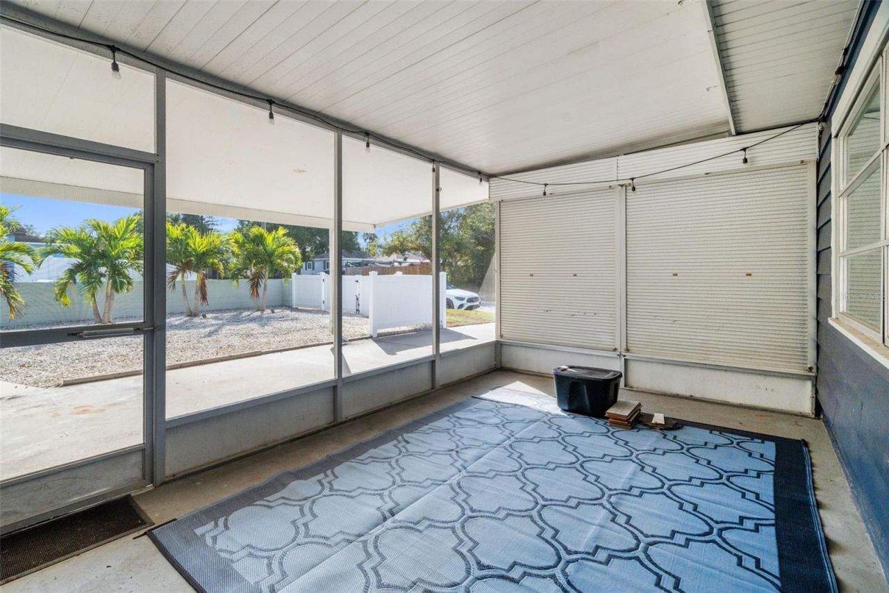 5555 13th Street N, Saint Petersburg, FL 33703 Photo