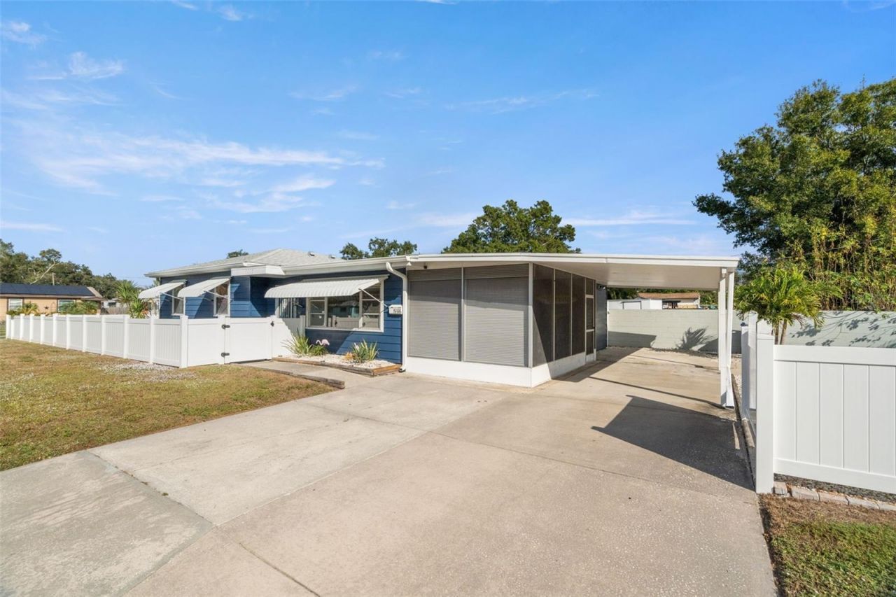 5555 13th Street N, Saint Petersburg, FL 33703 Photo