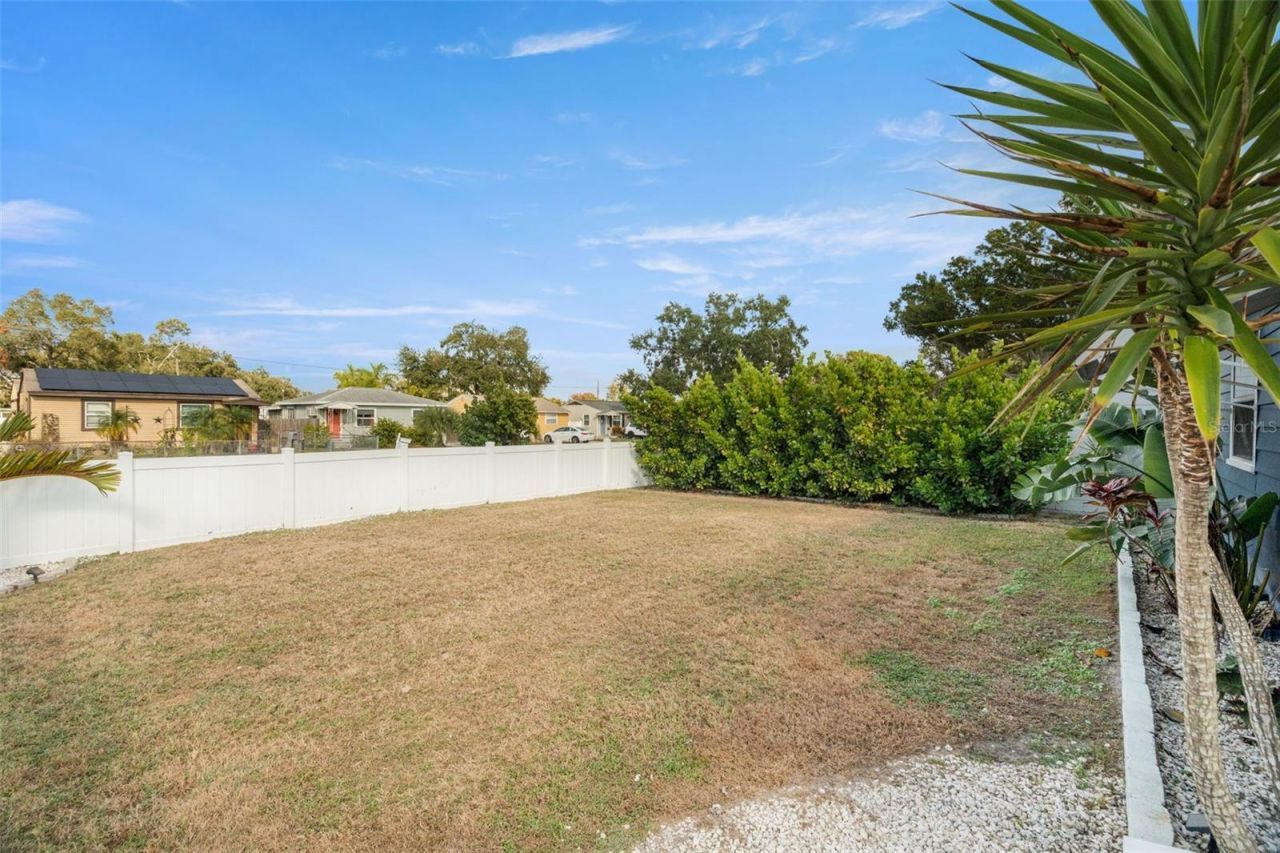 5555 13th Street N, Saint Petersburg, FL 33703 Photo