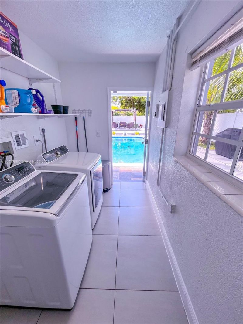 4420 NW 30th Ct, Lauderdale Lakes, FL 33313 Photo