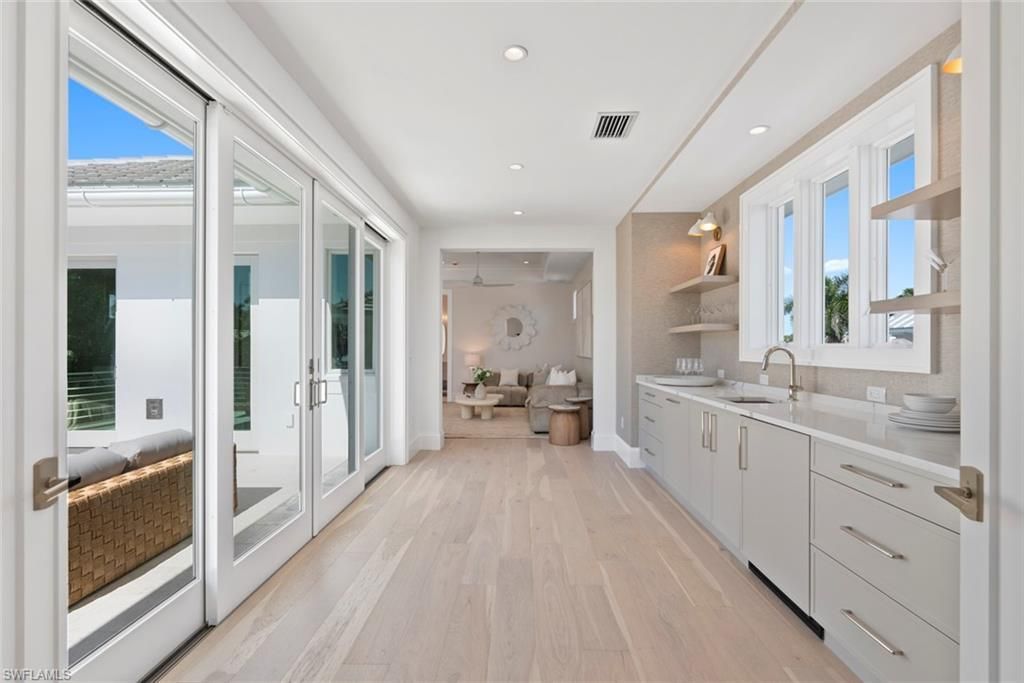 544 13th Ave S, Naples, FL 34102 Photo