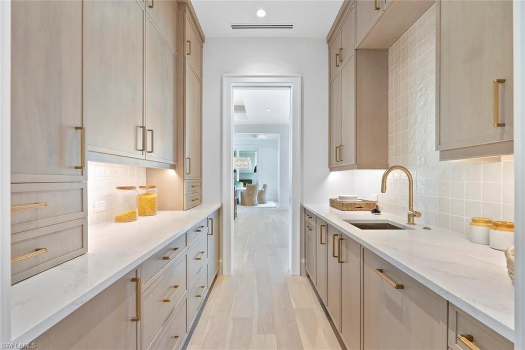 544 13th Ave S, Naples, FL 34102 Photo