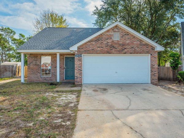 433 Forest Glen Place, Mary Esther, FL 32569