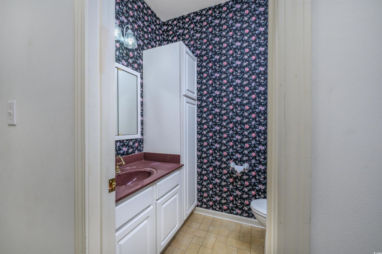 1799 Spinnaker Dr. Photo 18