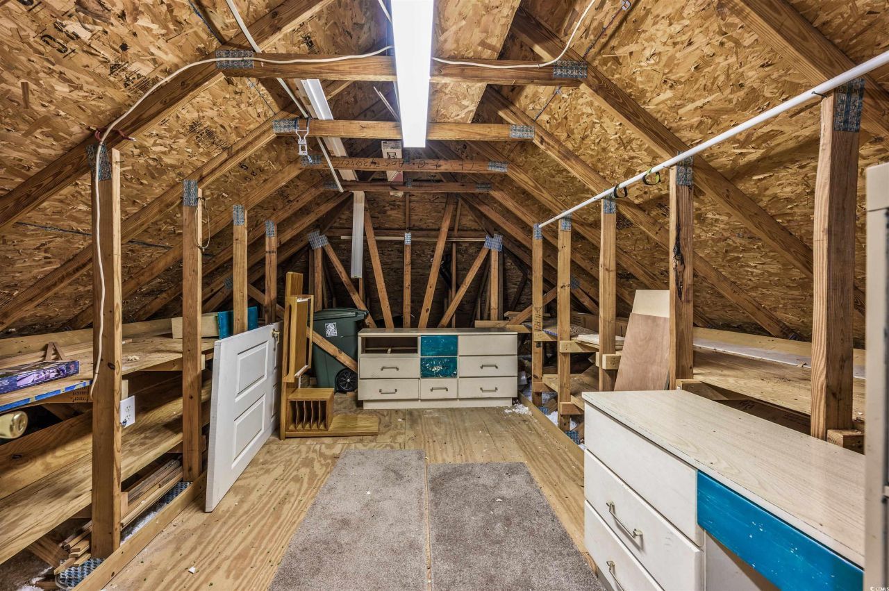 1799 Spinnaker Dr. Photo 31