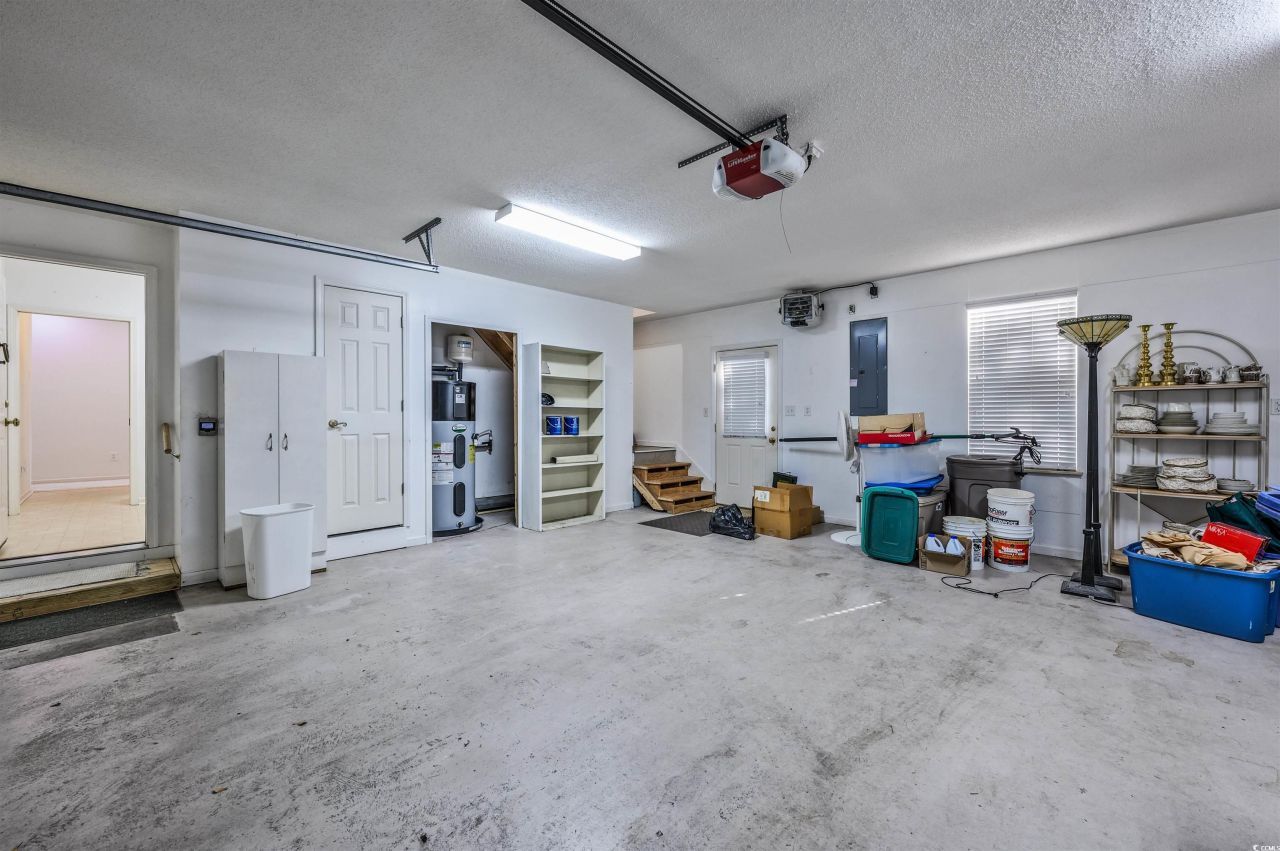 1799 Spinnaker Dr. Photo 32