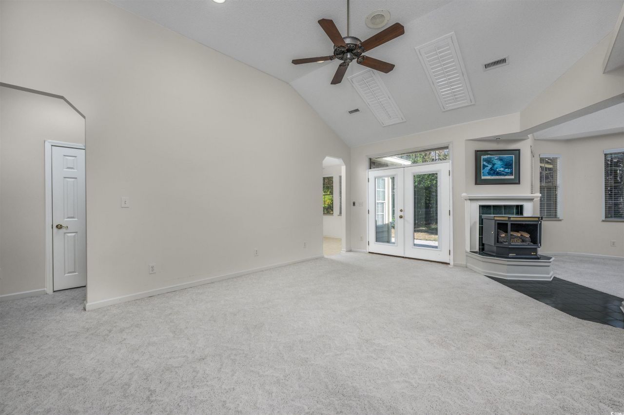 1799 Spinnaker Dr. Photo 6