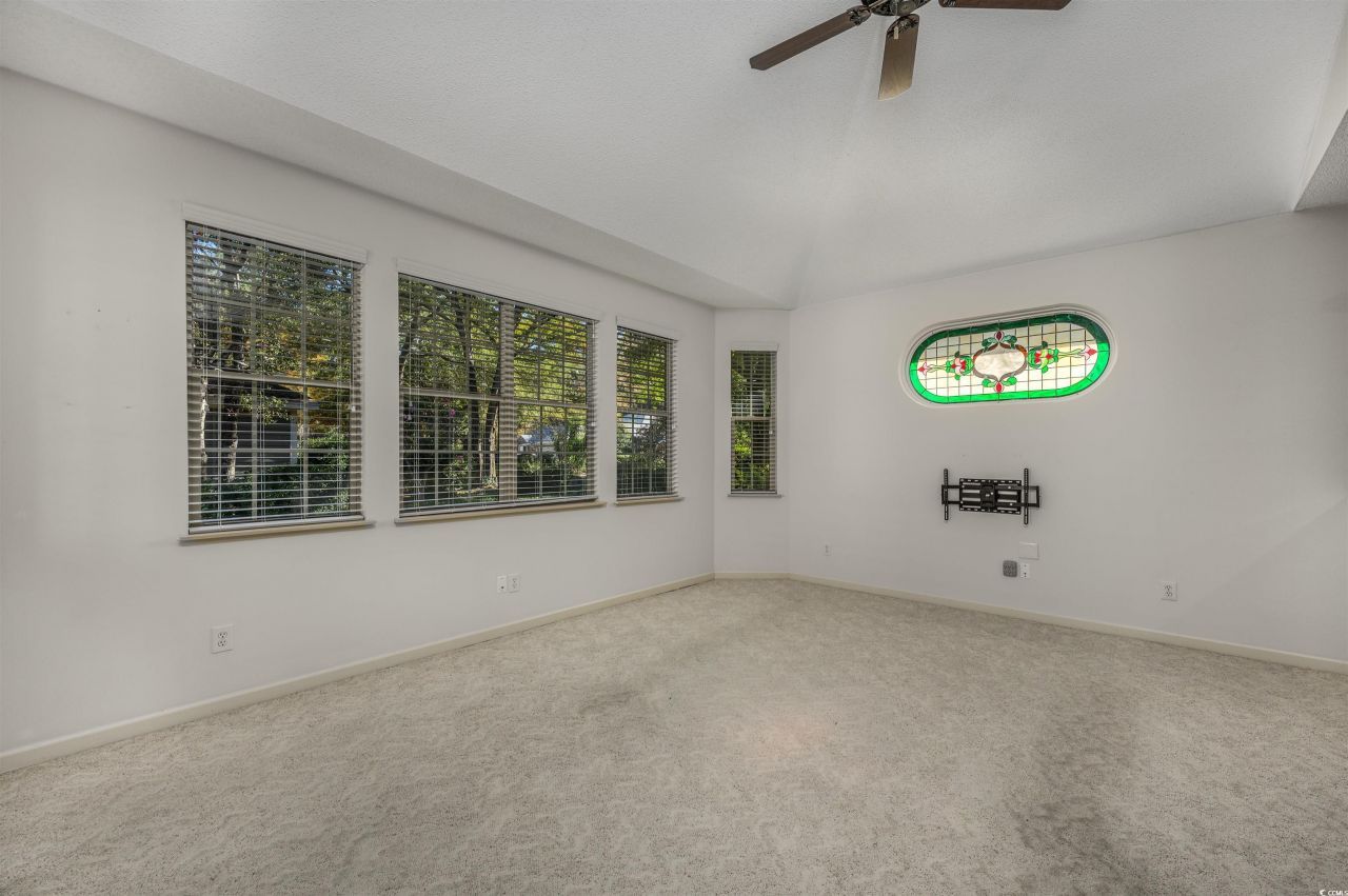 1799 Spinnaker Dr. Photo 9