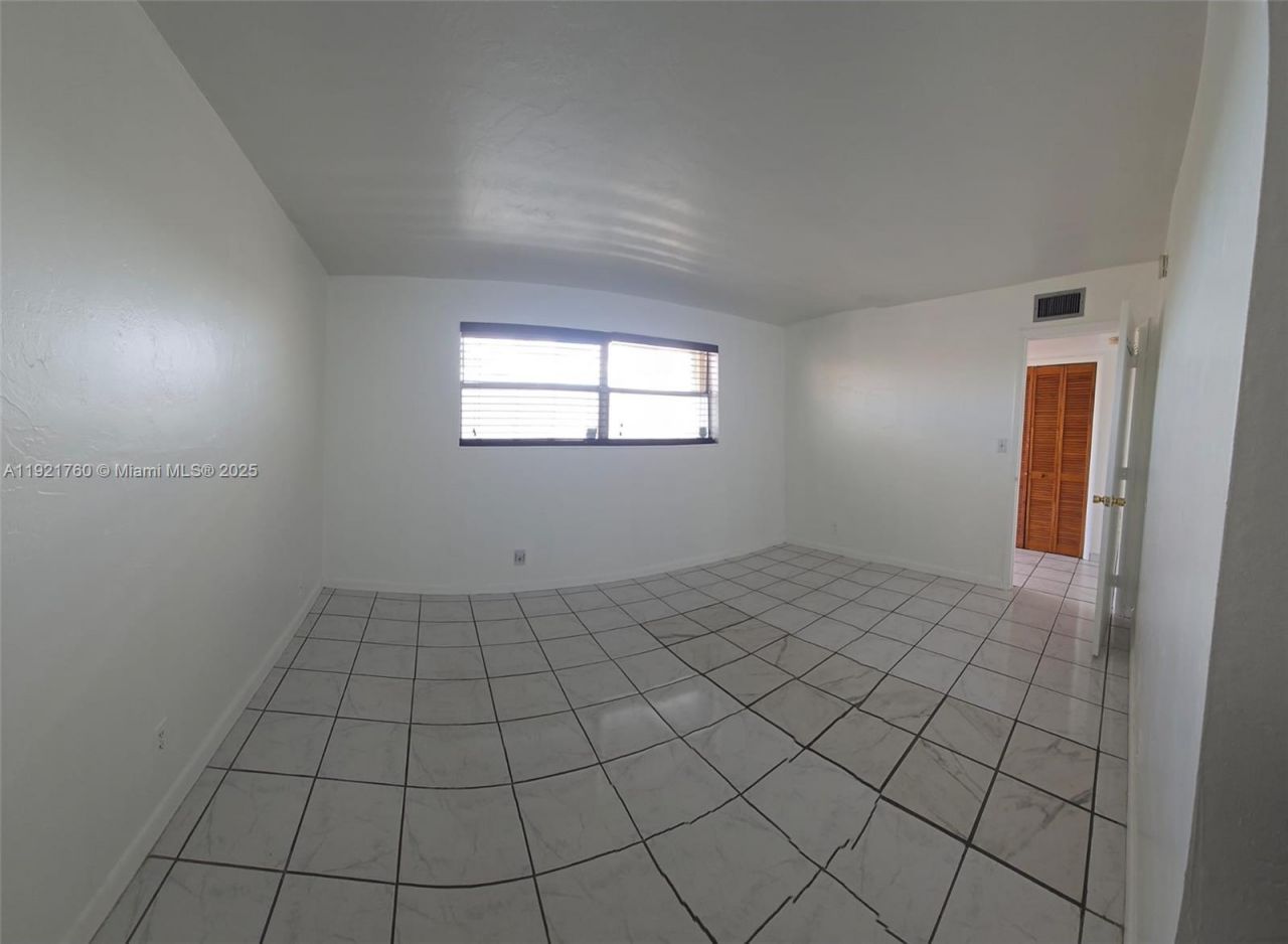 13707 Kendale Lakes Cir, Unit PH11, Miami, FL 33183 Photo