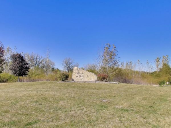 11114 Musgrave Parkway, Huntley, IL 60142