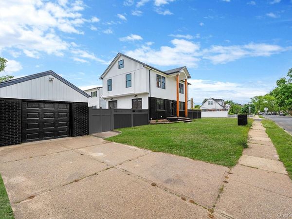 87 Sobro Avenue, Valley Stream, NY 11580