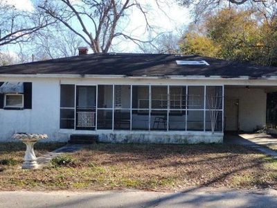 1017 Harlin Street, Elloree, SC 29047