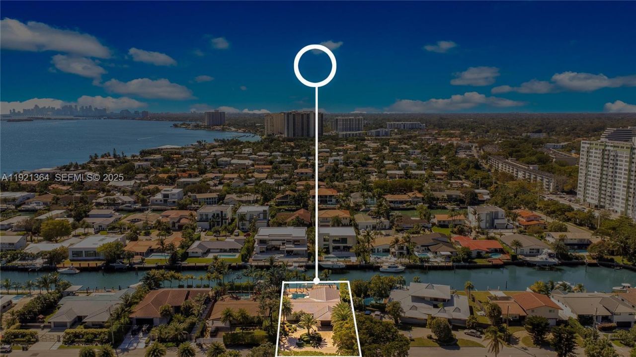 2130 NE 122nd Rd, North Miami, FL 33181 Photo