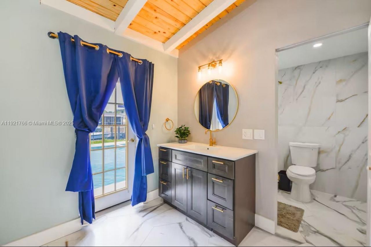 2443 Tortugas Ln, Fort Lauderdale, FL 33312 Photo