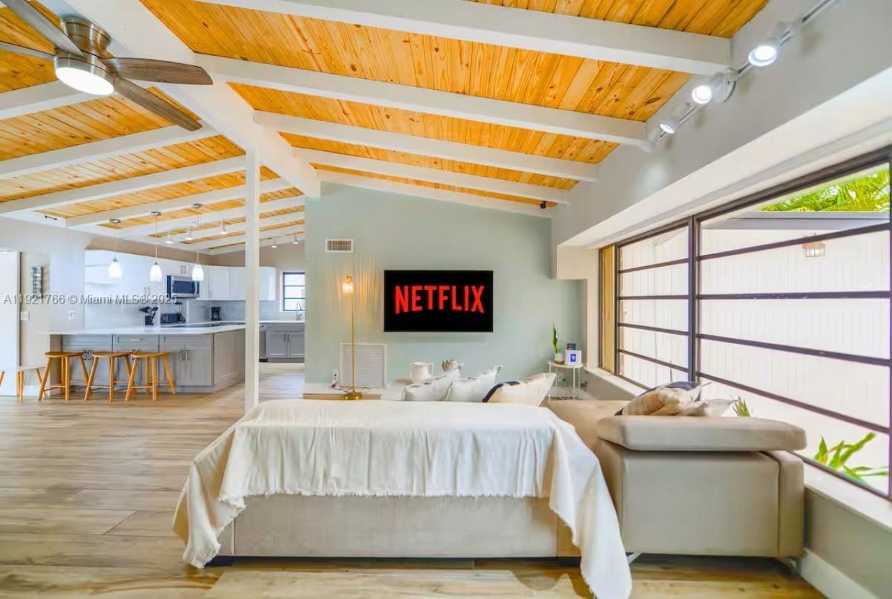 2443 Tortugas Ln, Fort Lauderdale, FL 33312 Photo