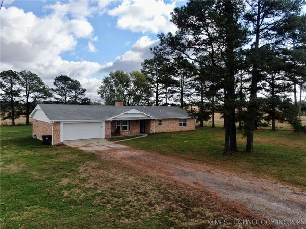 11086 N 368 Road, Okemah, OK 74859