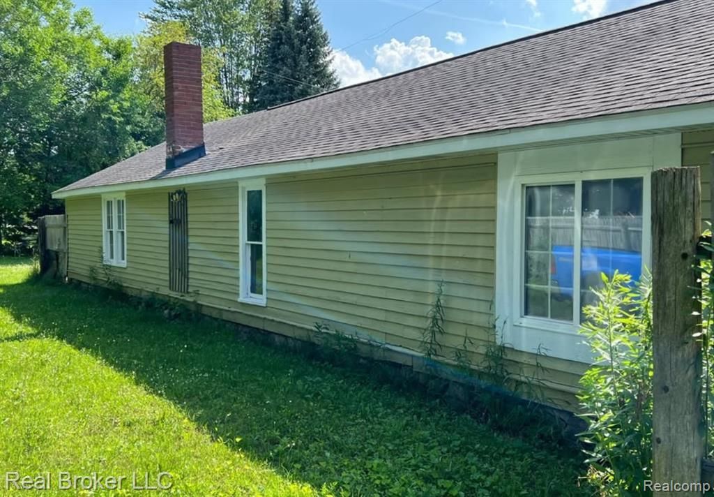 4321 Beach Street, Akron Vlg, MI 48701 Main Photo