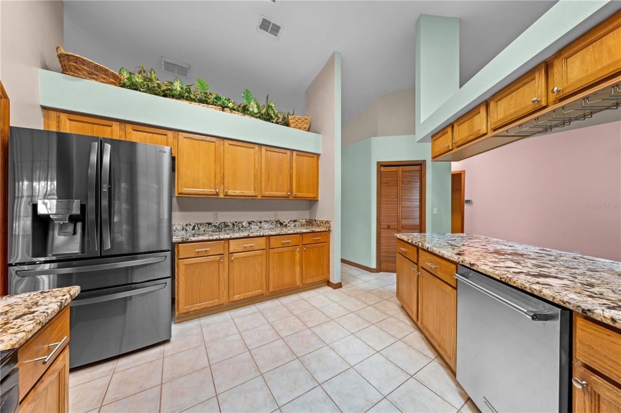1860 Mustang Court, Saint Cloud, FL 34771 Photo