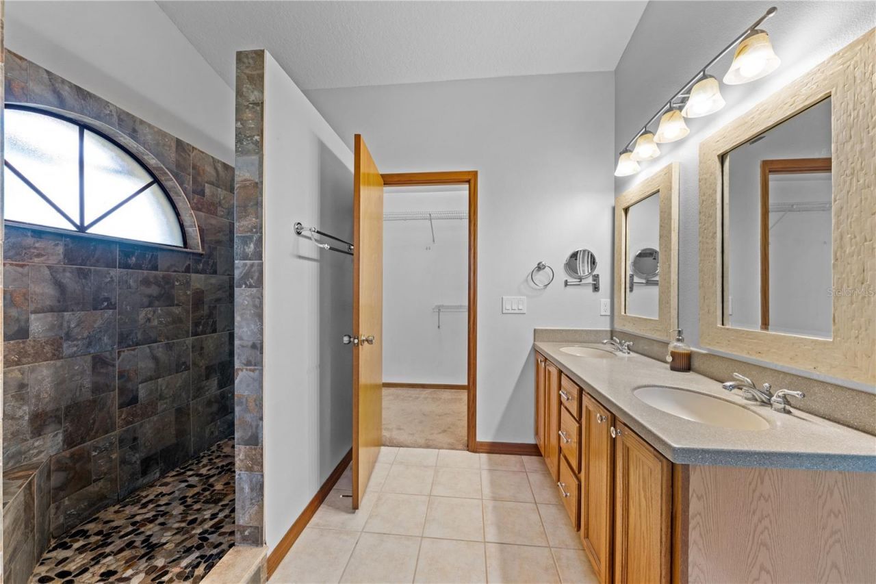 1860 Mustang Court, Saint Cloud, FL 34771 Photo