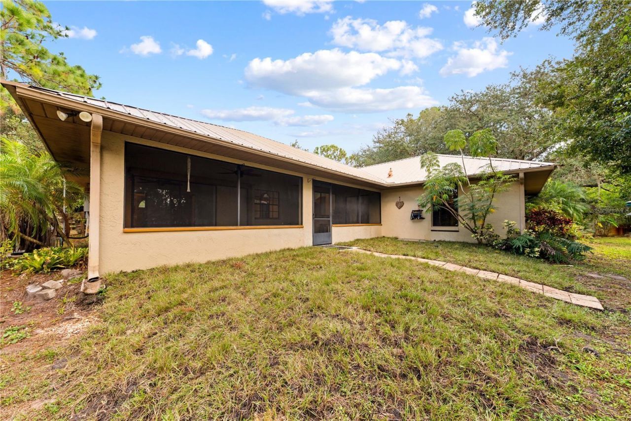 1860 Mustang Court, Saint Cloud, FL 34771 Photo