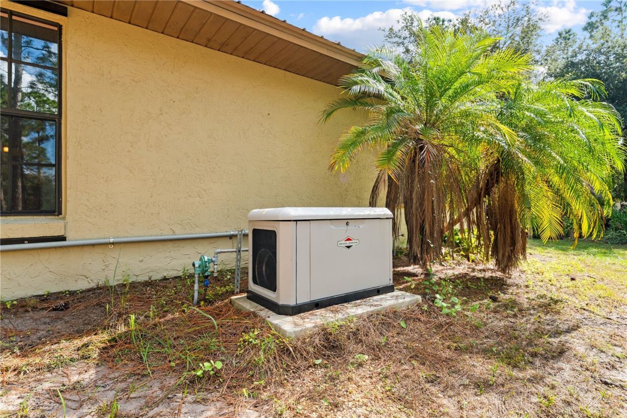 1860 Mustang Court, Saint Cloud, FL 34771 Photo