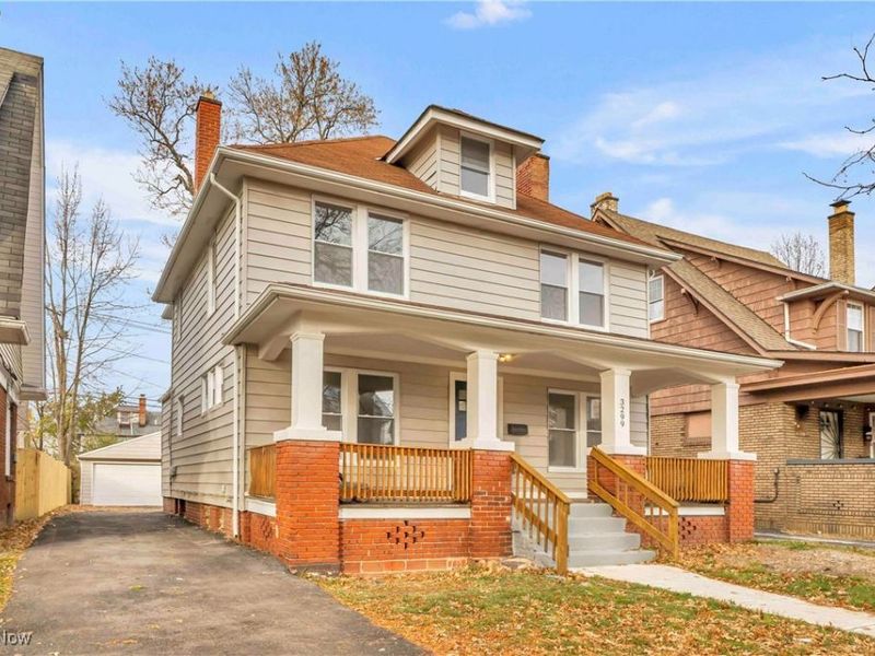 3299 Yorkshire Road, Cleveland, OH 44118 Photo 2