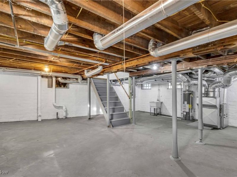 3299 Yorkshire Road, Cleveland, OH 44118 Photo 24