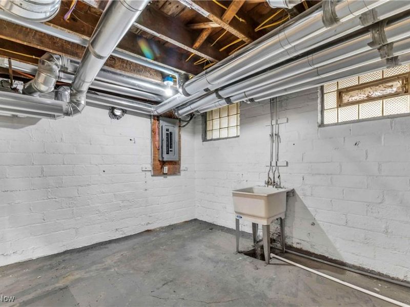 3299 Yorkshire Road, Cleveland, OH 44118 Photo 26