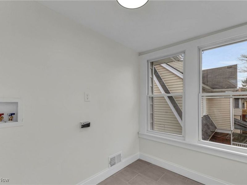 3299 Yorkshire Road, Cleveland, OH 44118 Photo 27