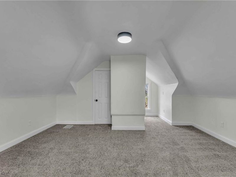 3299 Yorkshire Road, Cleveland, OH 44118 Photo 41