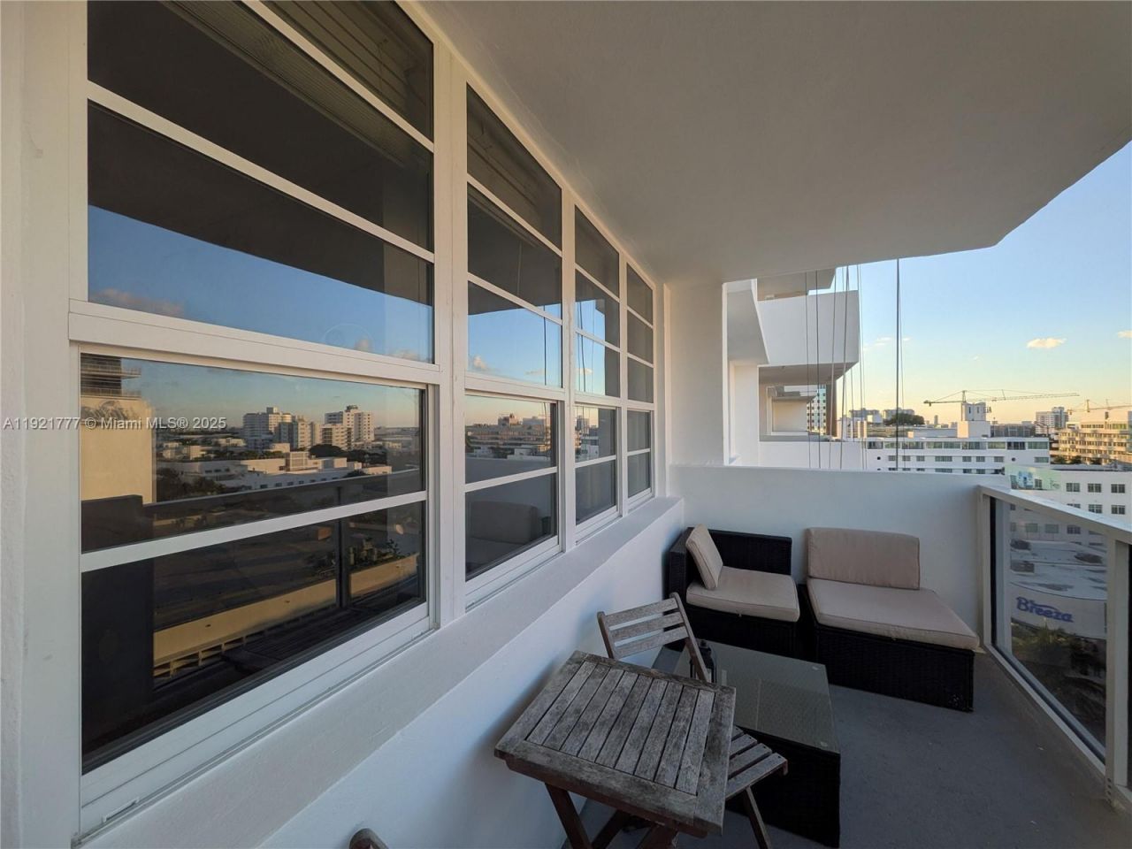 100 Lincoln Rd, Unit 904, Miami Beach, FL 33139 Photo