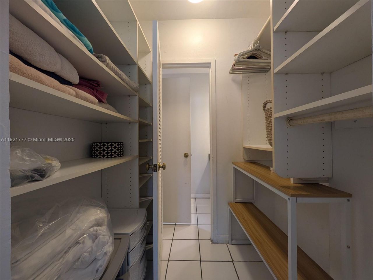 100 Lincoln Rd, Unit 904, Miami Beach, FL 33139 Photo