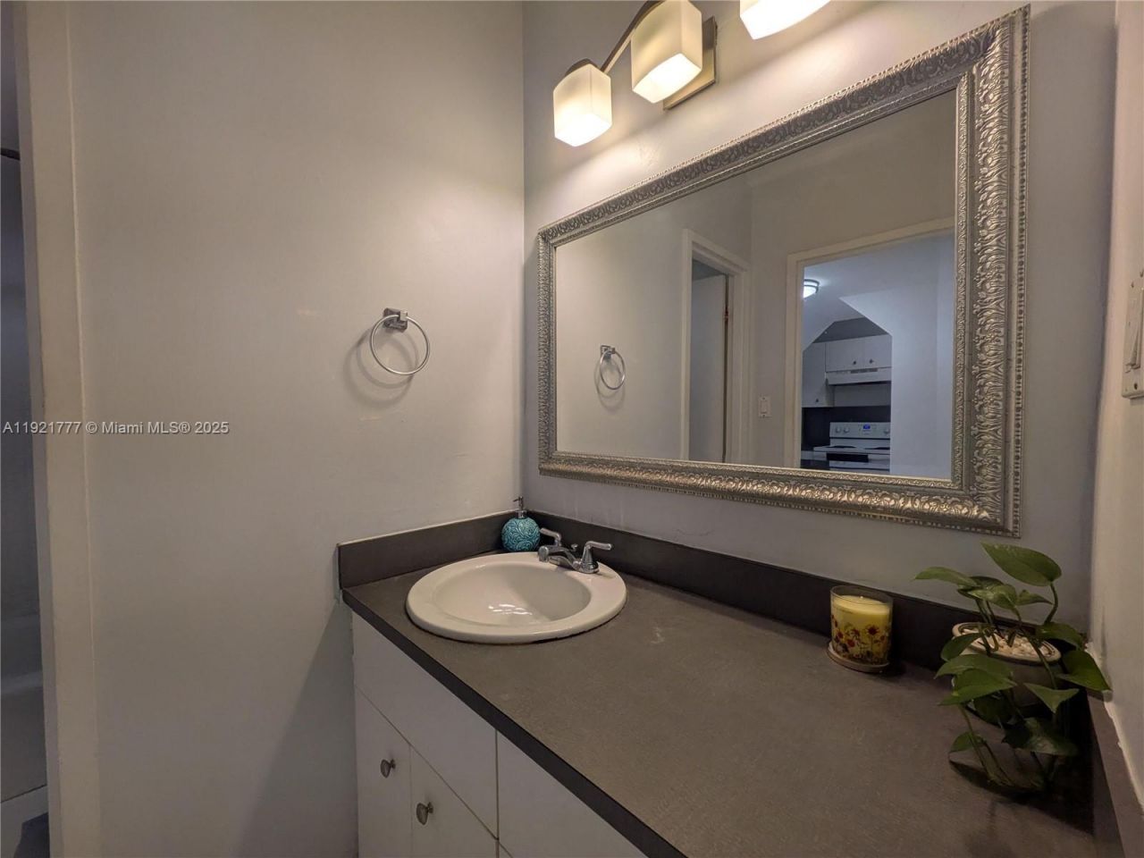 100 Lincoln Rd, Unit 904, Miami Beach, FL 33139 Photo