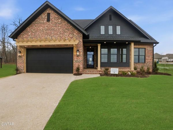 13 Kings Pond Cove, Jackson, TN 38305