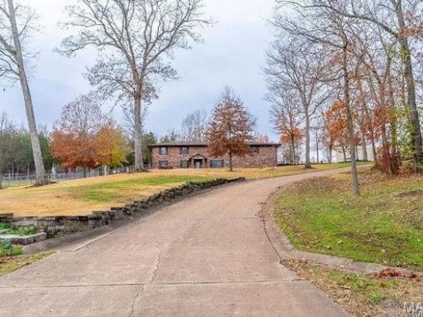 4126 Fountain City Road, De Soto, MO 63020