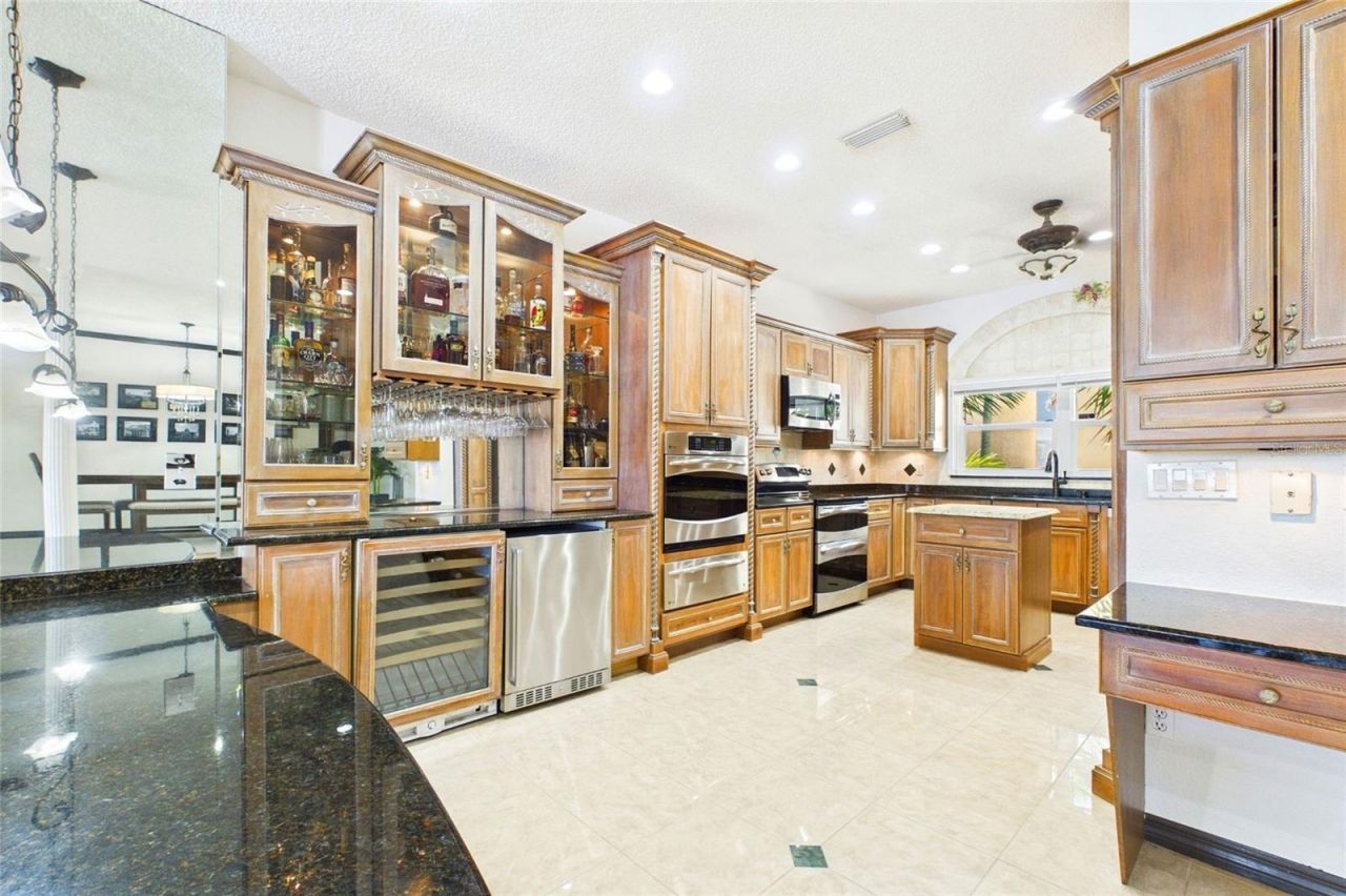 487 Pinellas Bayway S, Unit 6, Tierra Verde, FL 33715 Photo