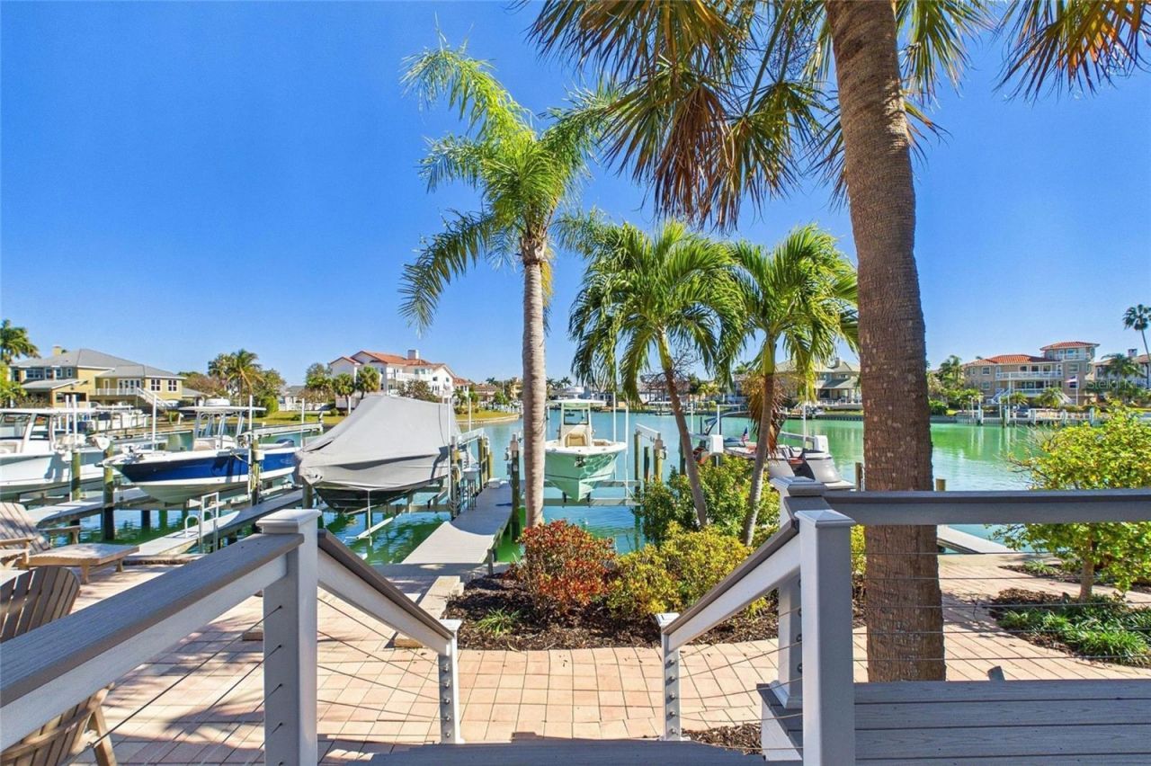 487 Pinellas Bayway S, Unit 6, Tierra Verde, FL 33715 Photo