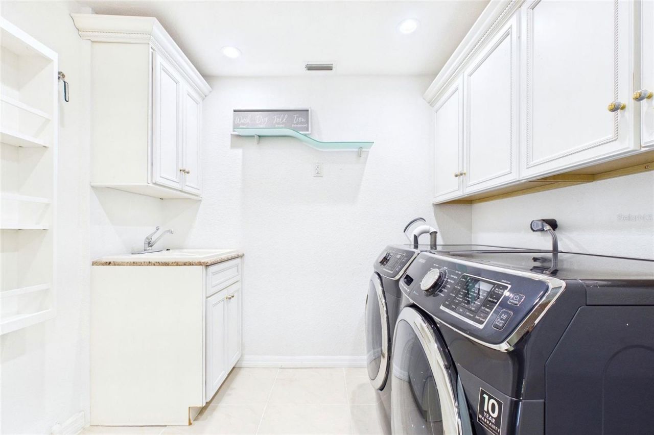 487 Pinellas Bayway S, Unit 6, Tierra Verde, FL 33715 Photo