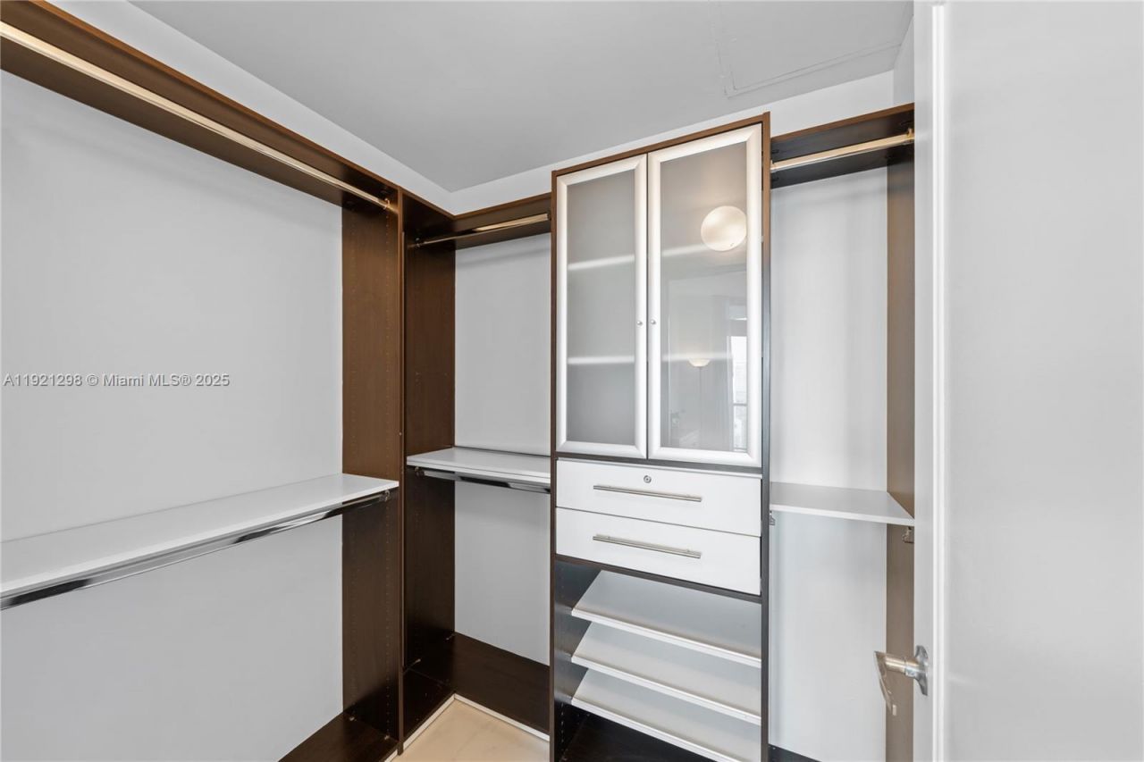 1900 N Bayshore Dr, Unit PH 4902, Miami, FL 33132 Photo