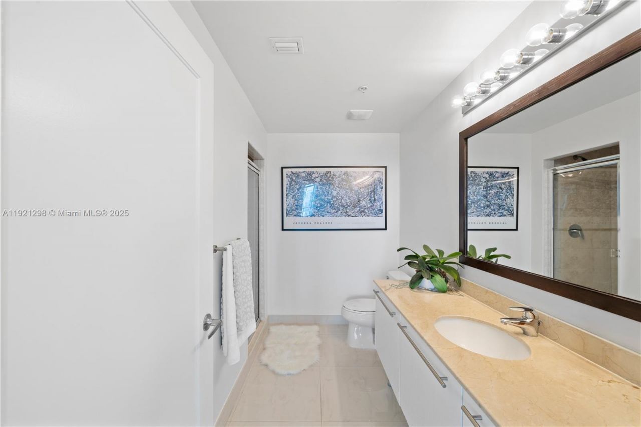 1900 N Bayshore Dr, Unit PH 4902, Miami, FL 33132 Photo