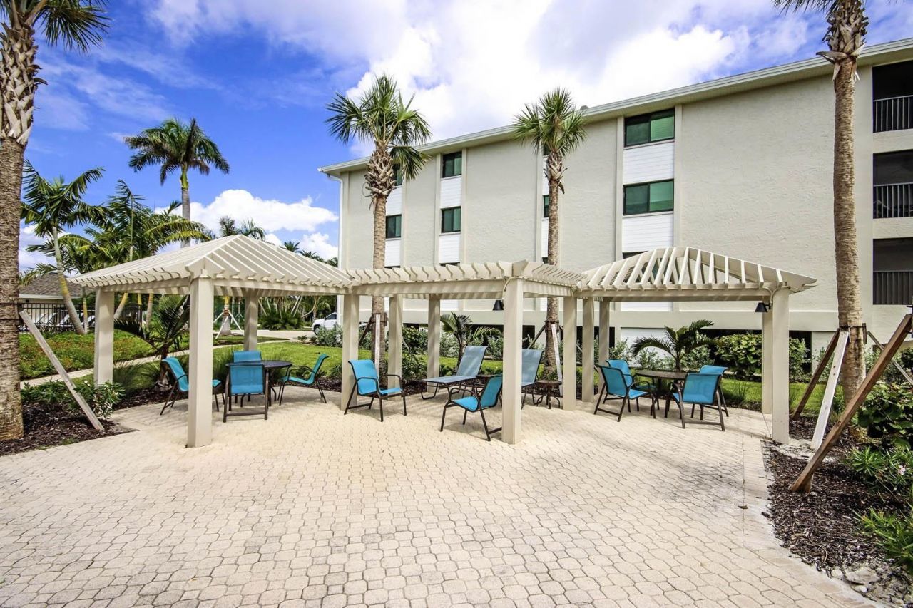 1785 Middle Gulf Dr, Unit A103, Sanibel, FL 33957 Photo