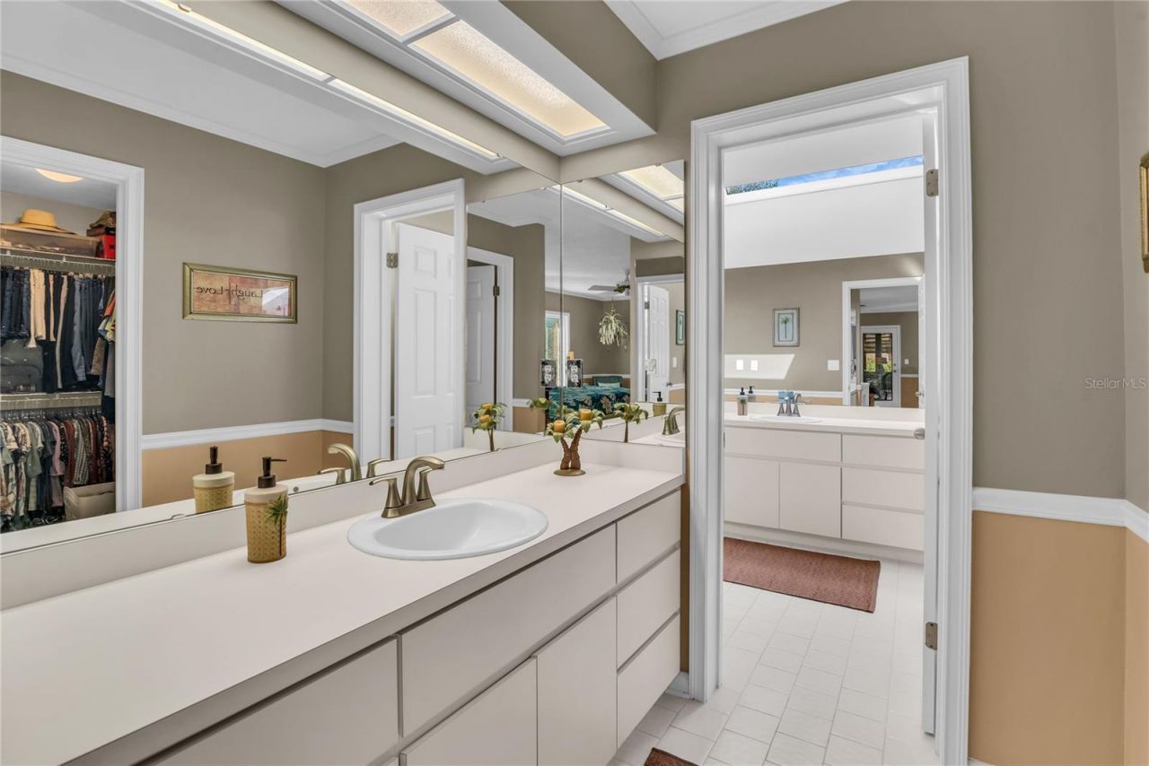 104 Acacia Point, Yalaha, FL 34797 Photo